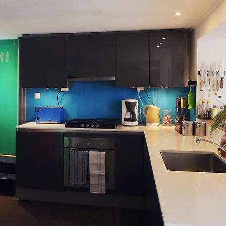 شقة Sunny Houseboat *