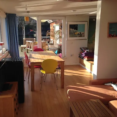 Apartment Sunny Houseboat *