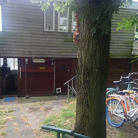 Daire Sunny Houseboat